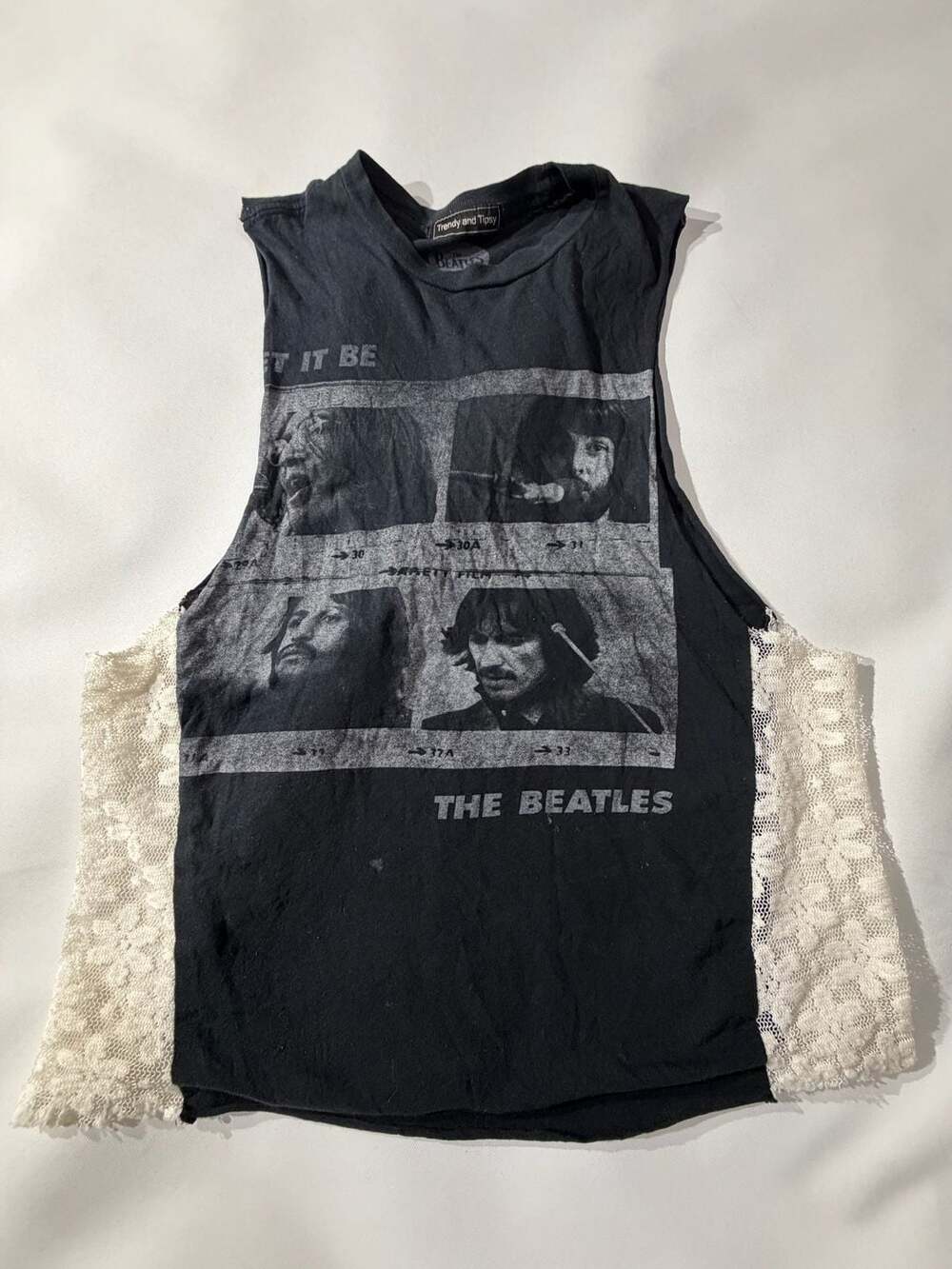 Trendy and Tipsy The Beatles Let It Be Lace Side Panel Tank Top Womens Medium